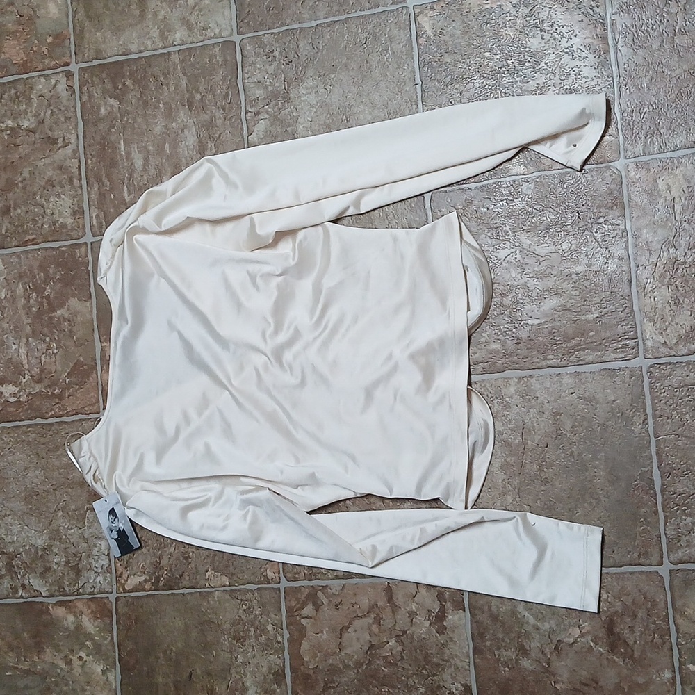 NWT Sincerely Jules Cream Blouse Dresssy shirt - Picture 4 of 5